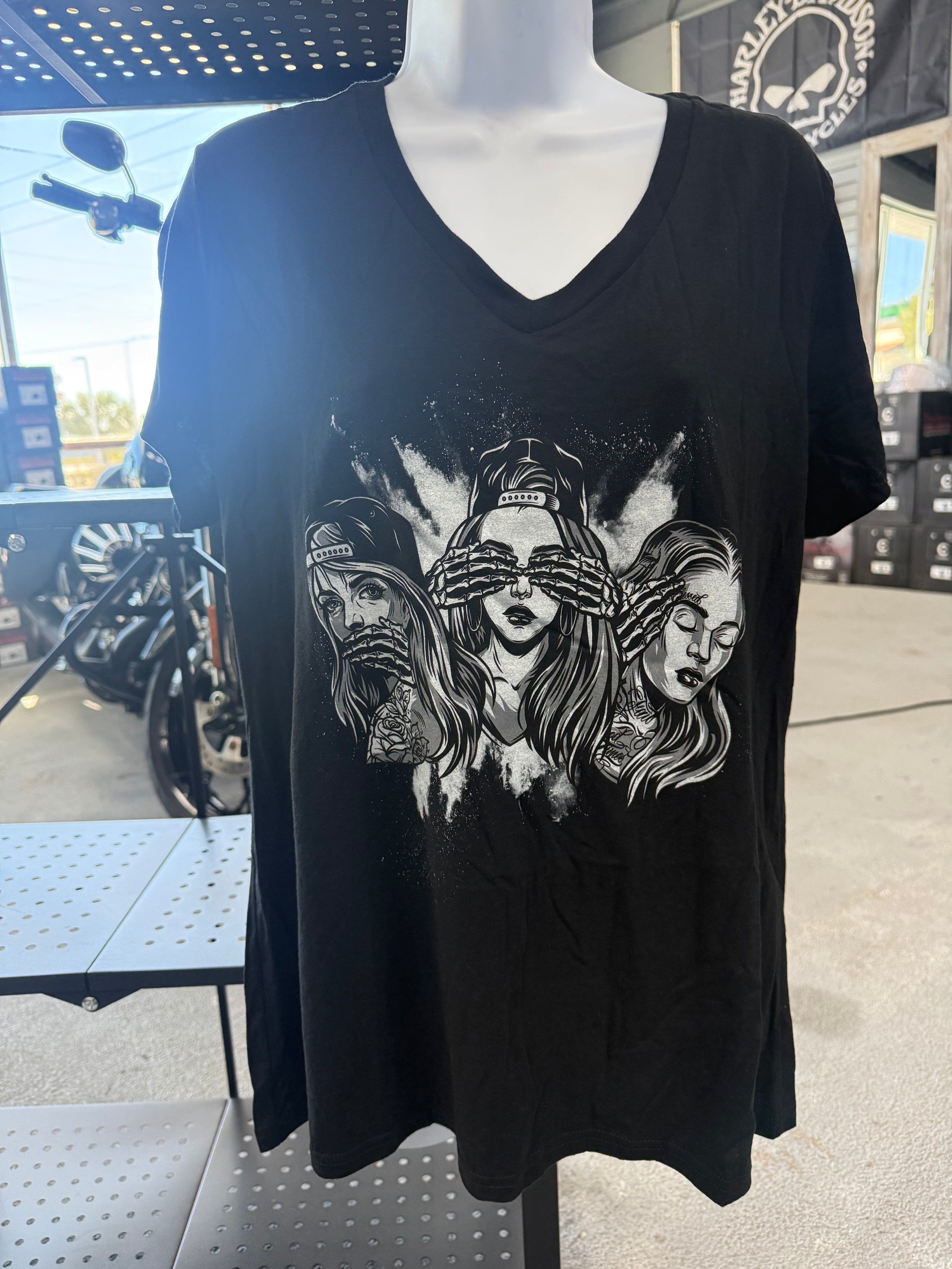 Ladies Chicana V Neck Tee XL