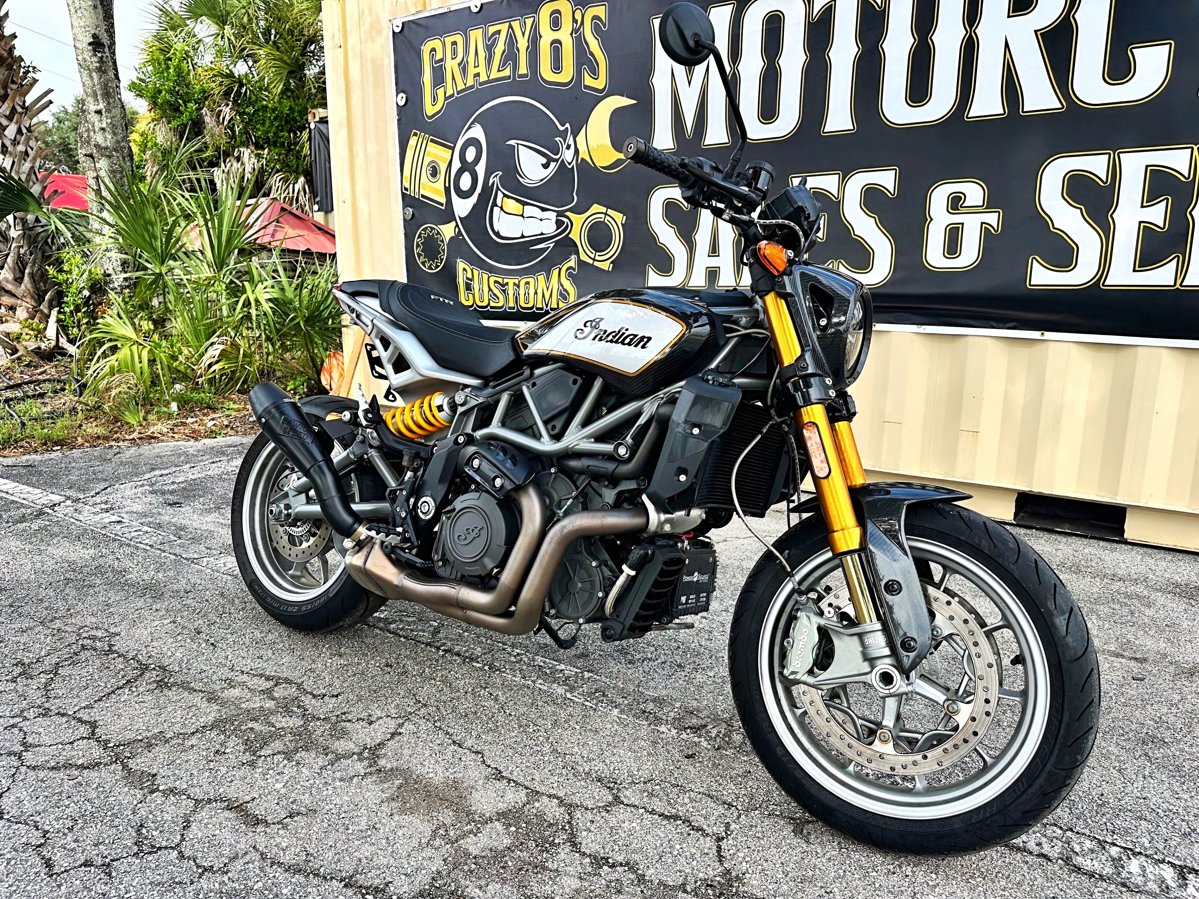 2023 Indian FTR Carbon R