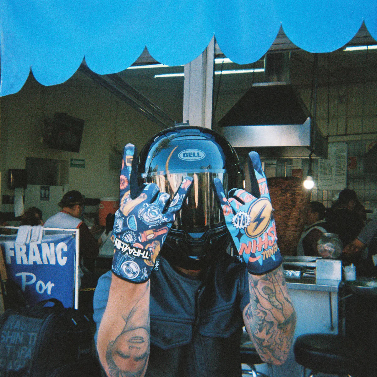 Thrashin Fiesta Stealth Gloves